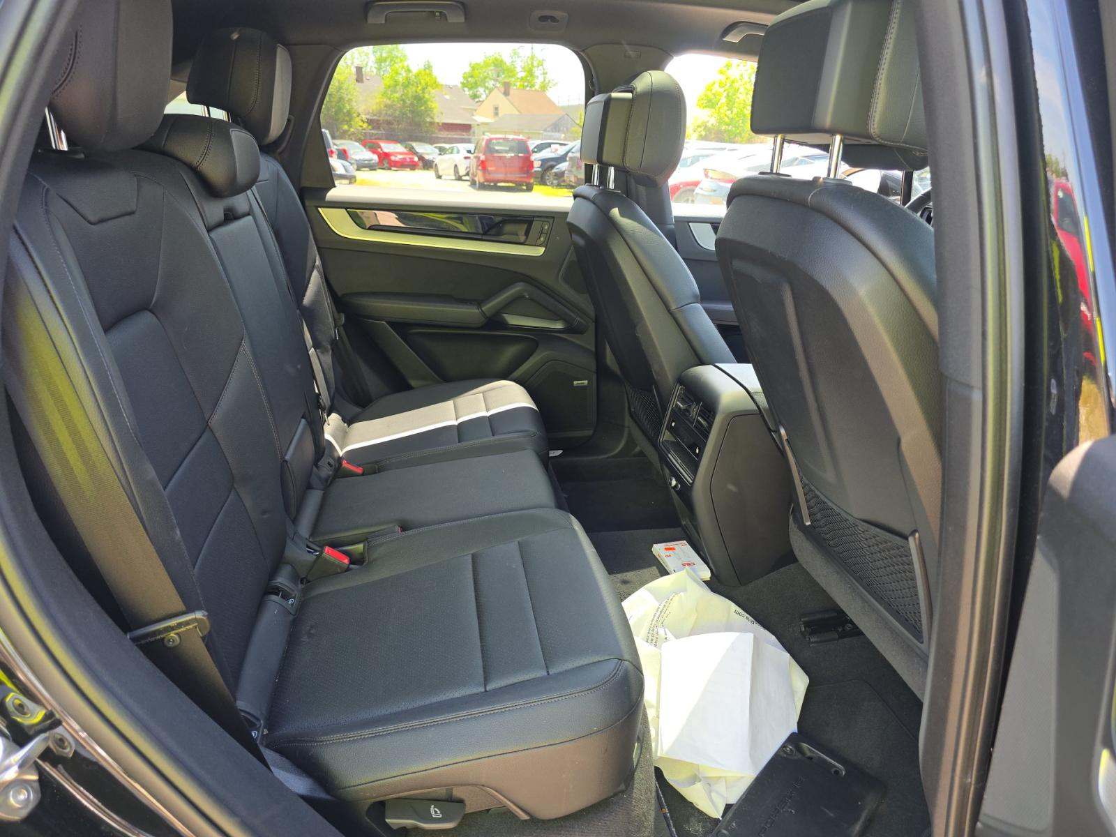 2025 Porsche Cayenne Base AWD