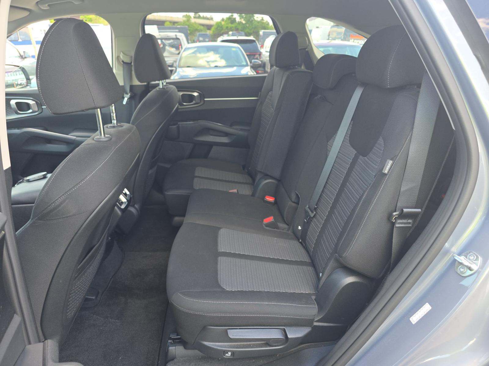 2024 Kia Sorento LX FWD