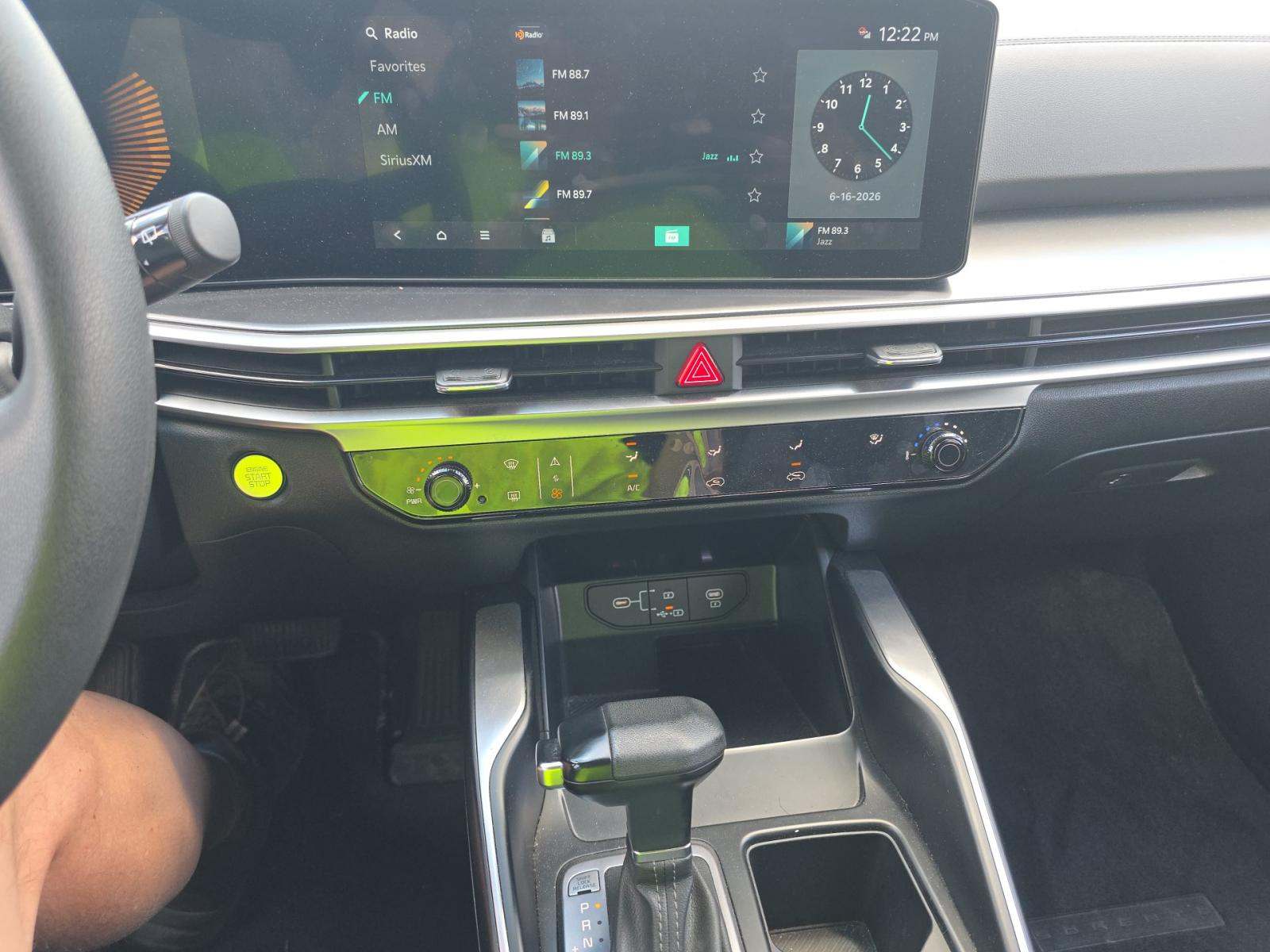 2024 Kia Sorento LX FWD