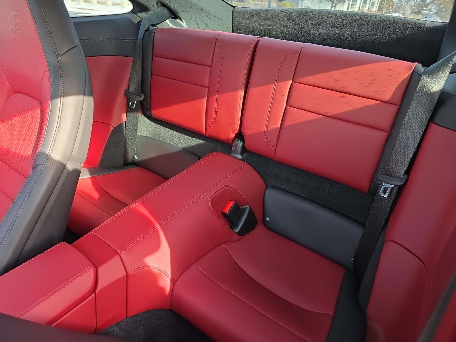 2025 Porsche 911 Carrera RWD