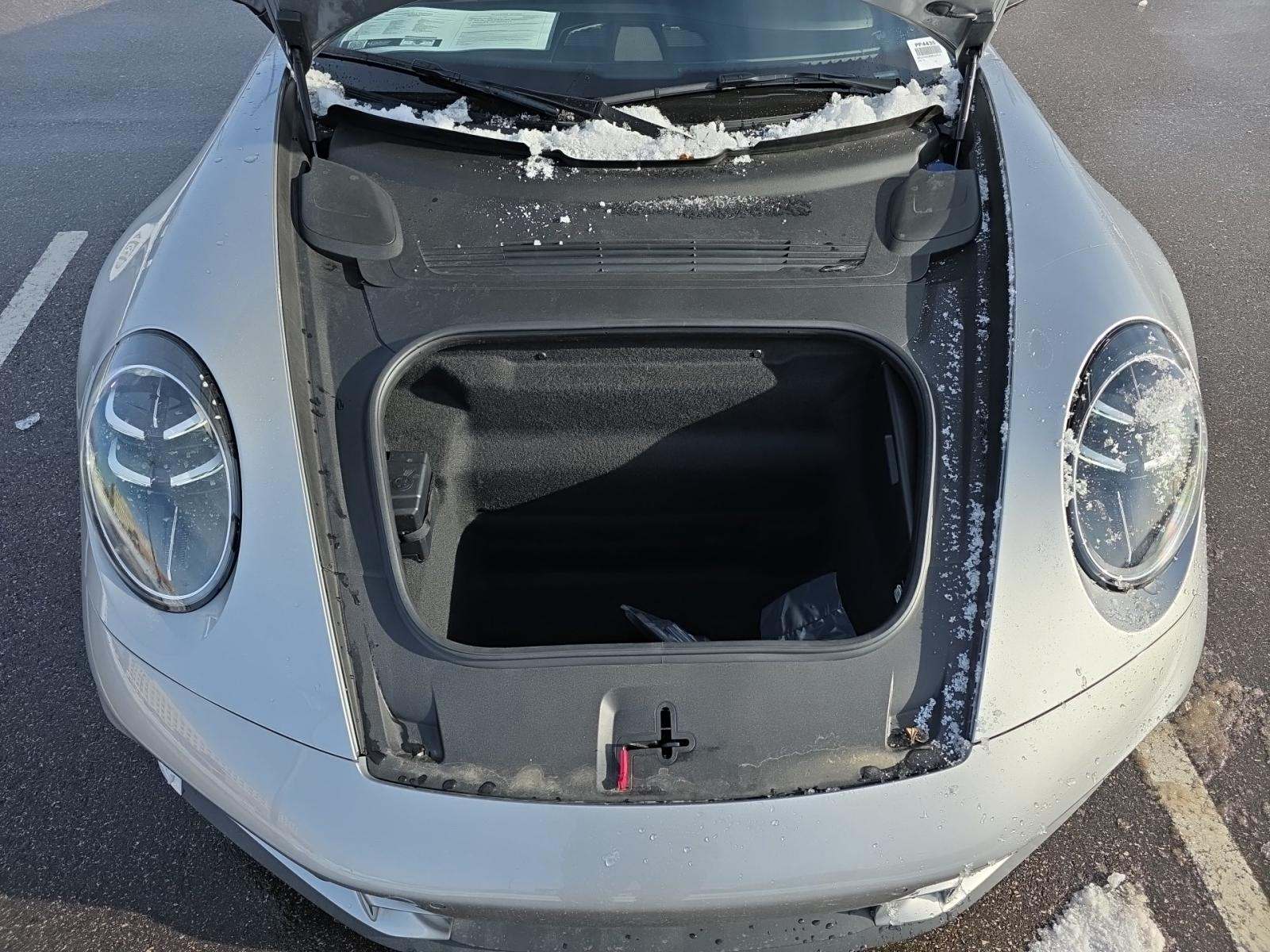 2025 Porsche 911 Carrera RWD