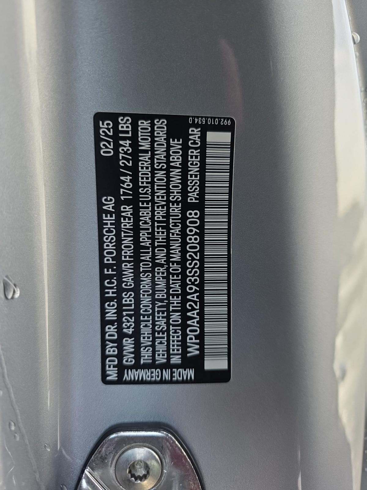 2025 Porsche 911 Carrera RWD