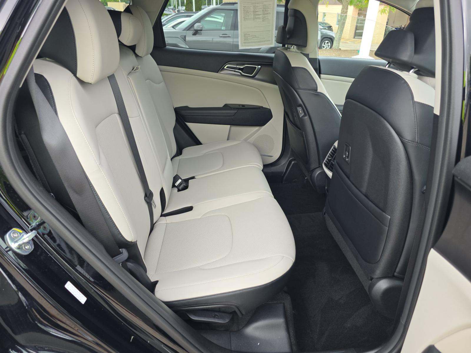 2023 Kia Sportage EX FWD