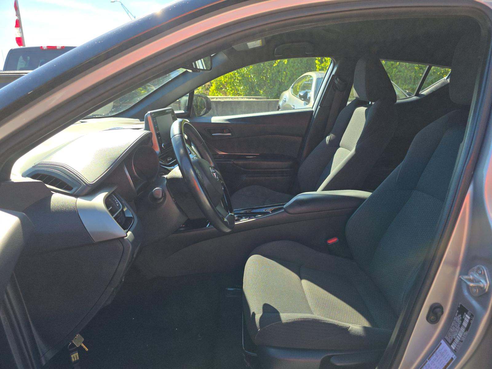 2019 Toyota C-HR XLE FWD