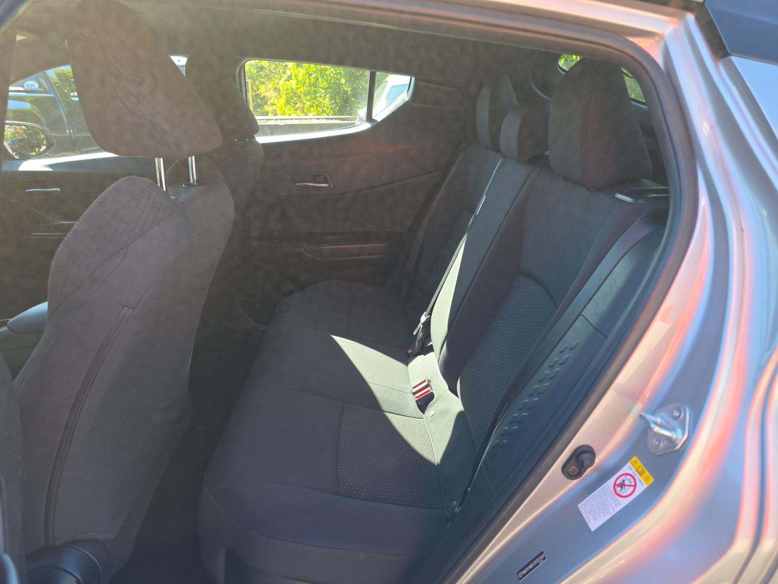 2019 Toyota C-HR XLE FWD