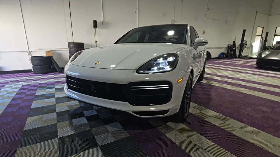 2020 Porsche Cayenne Coupe Turbo