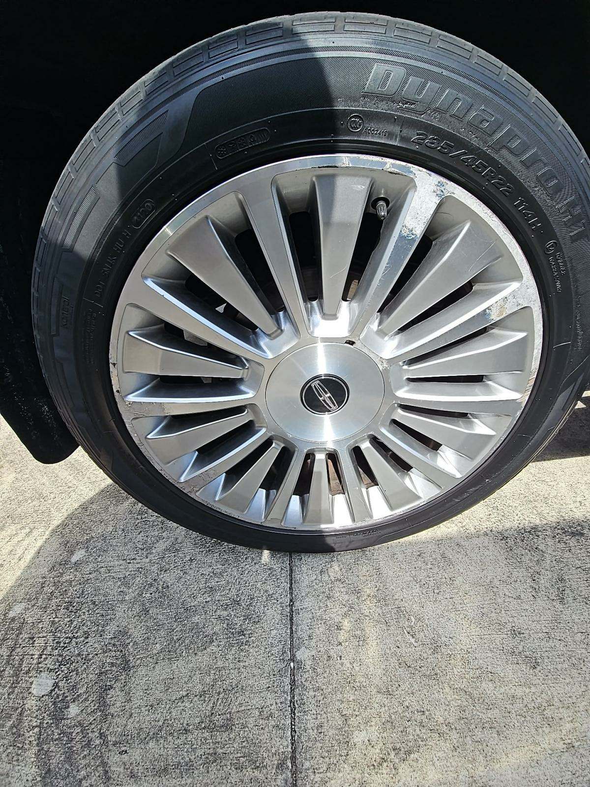 2015 Lincoln Navigator Base AWD