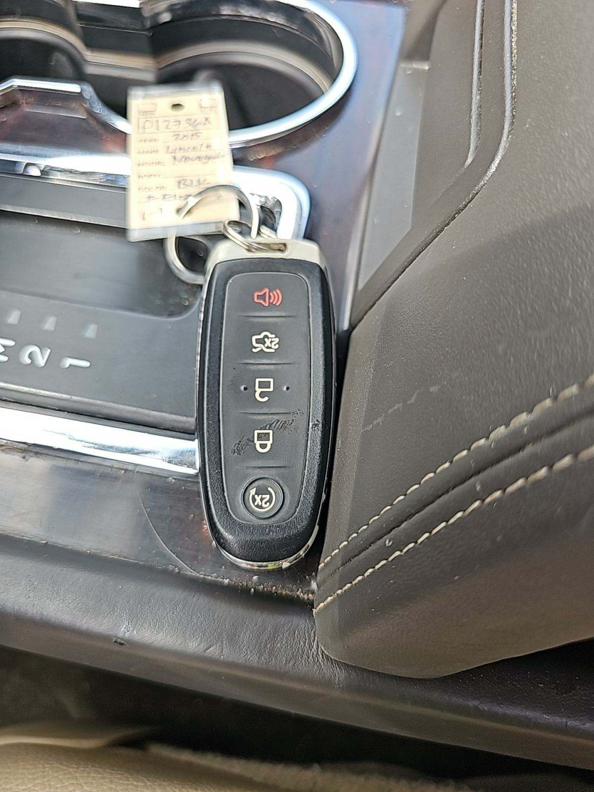 2015 Lincoln Navigator Base AWD