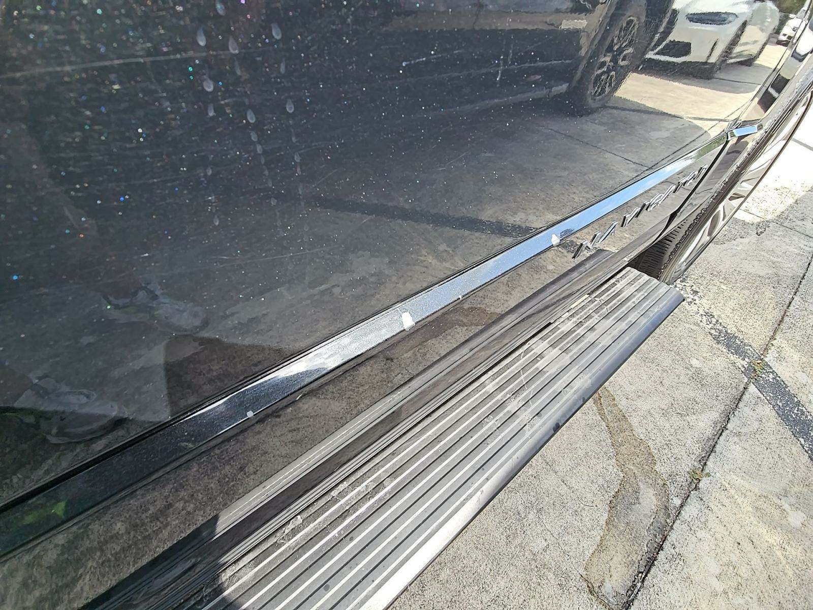 2015 Lincoln Navigator Base AWD