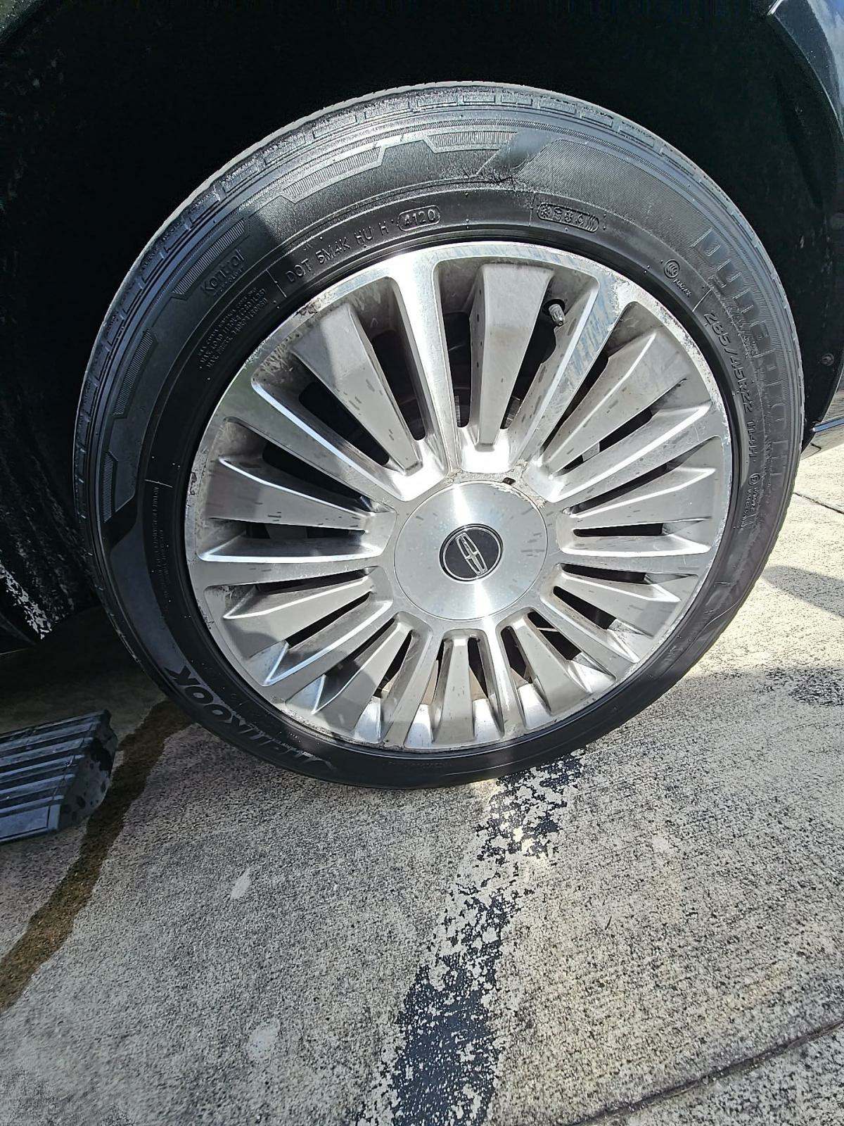 2015 Lincoln Navigator Base AWD