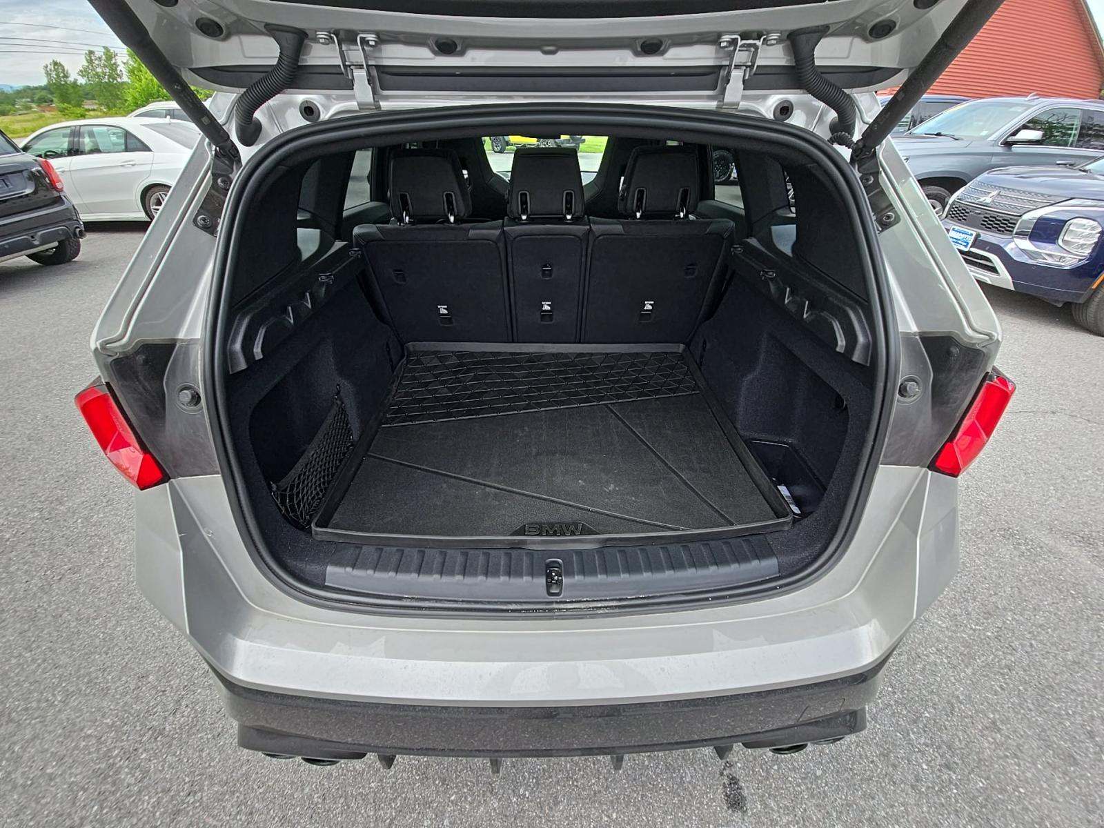 2024 BMW X1 M35i AWD