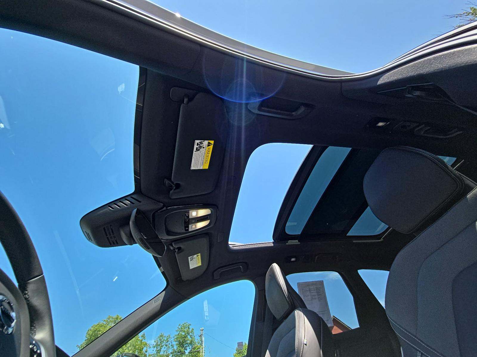2022 Volvo XC60 B6 R-Design AWD