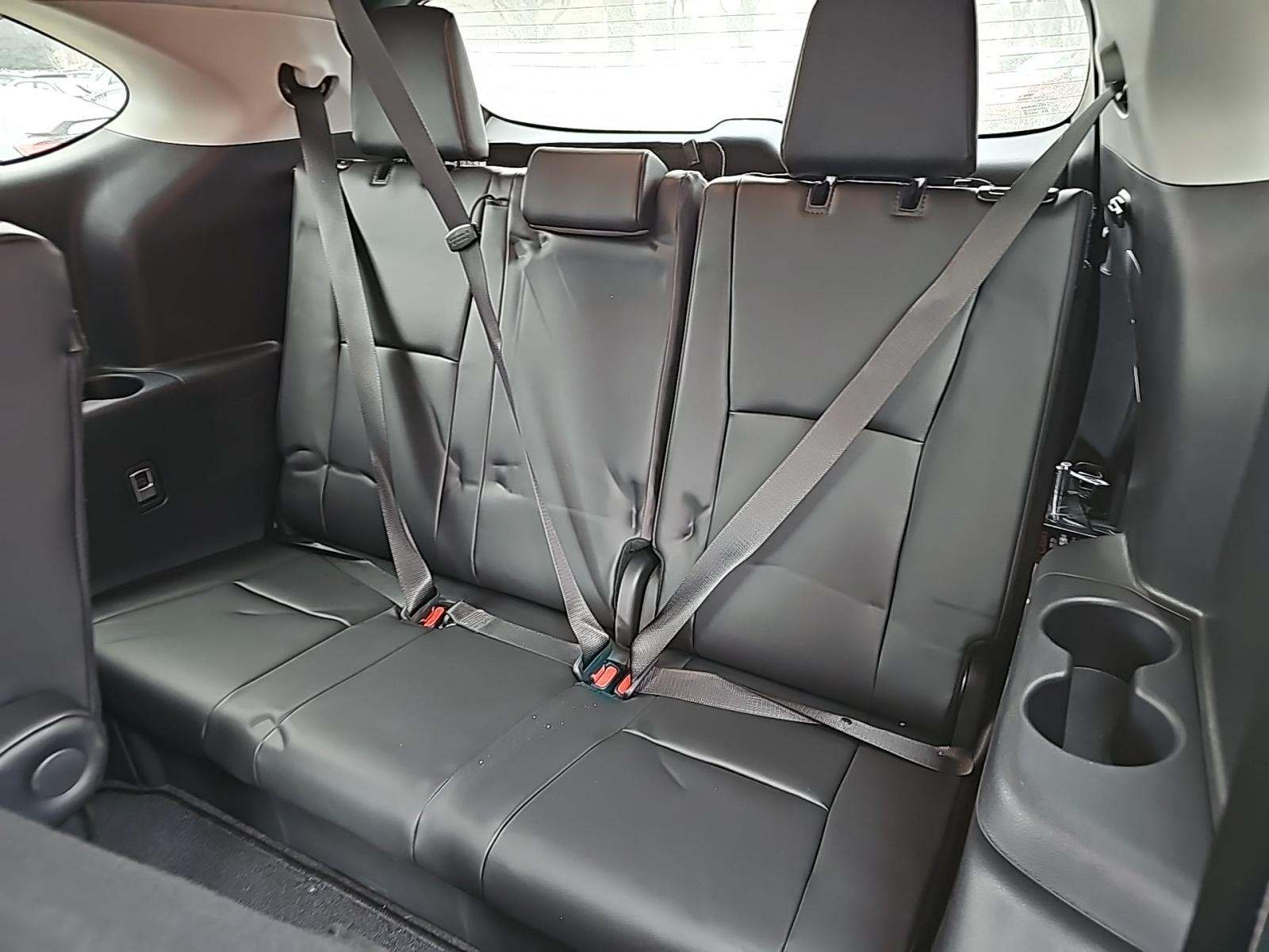 2024 Toyota Highlander Hybrid XLE FWD