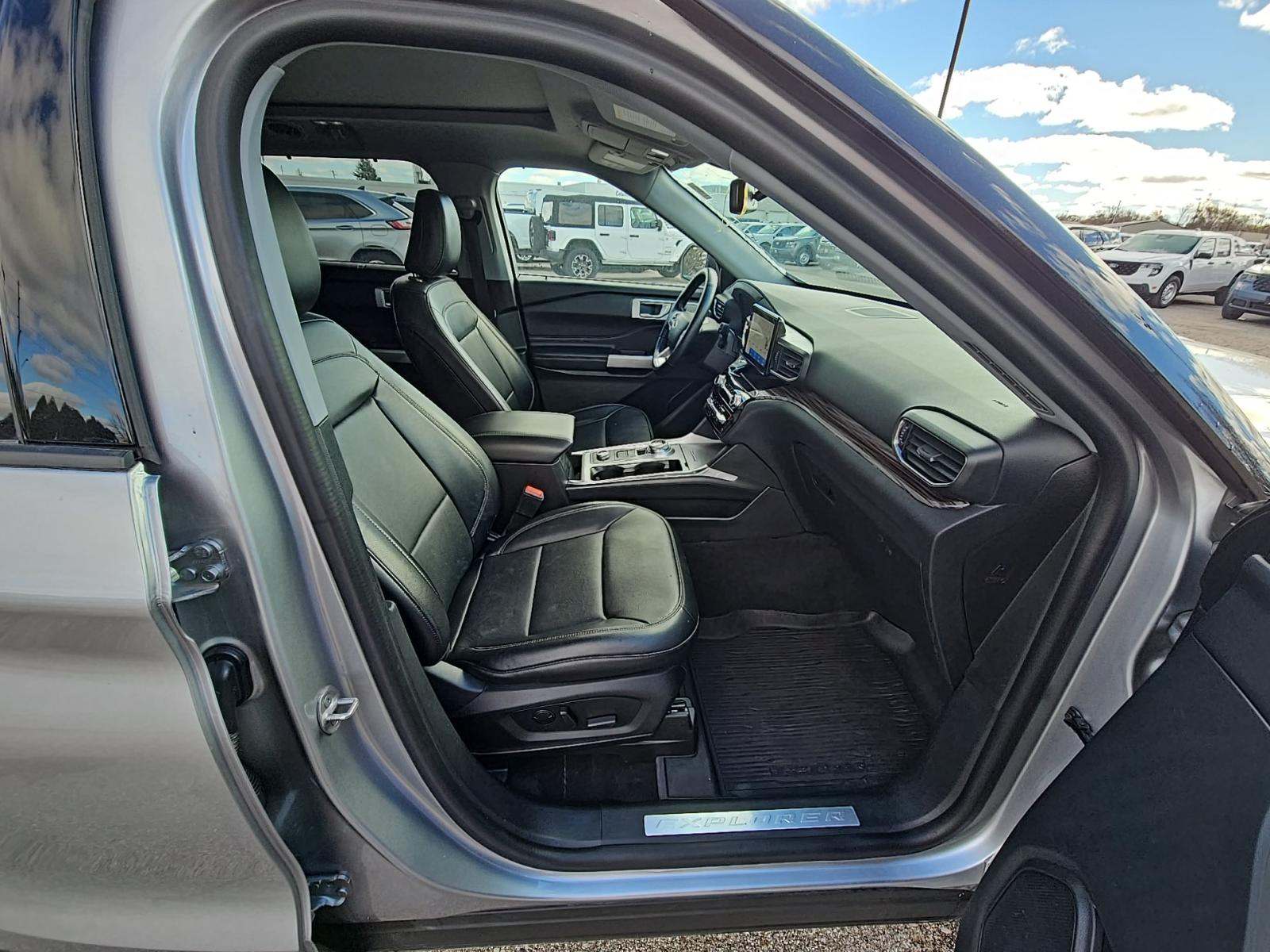 2022 Ford Explorer Limited AWD