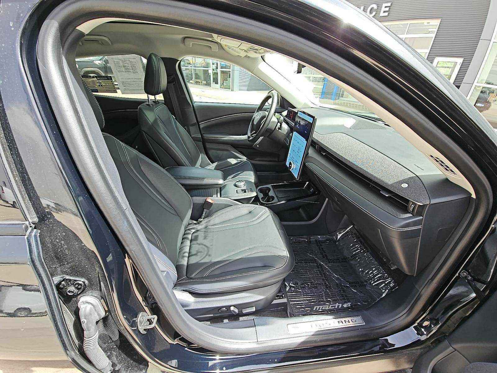 2022 Ford Mustang Mach-E Premium AWD