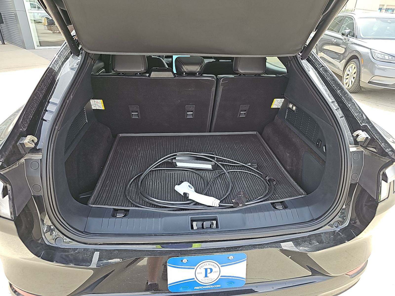 2022 Ford Mustang Mach-E Premium AWD