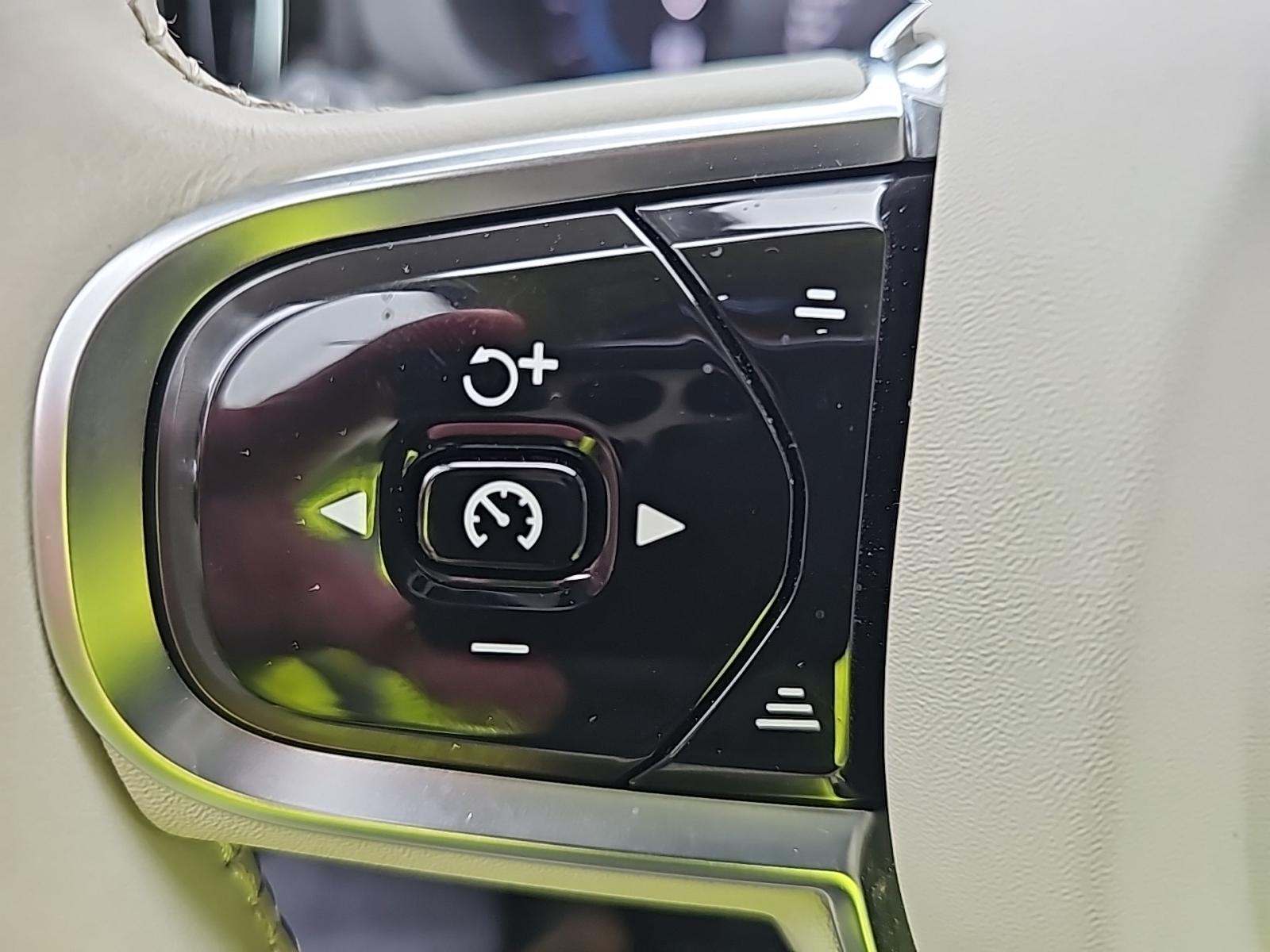 2024 Volvo XC60 Recharge T8 Ultimate AWD