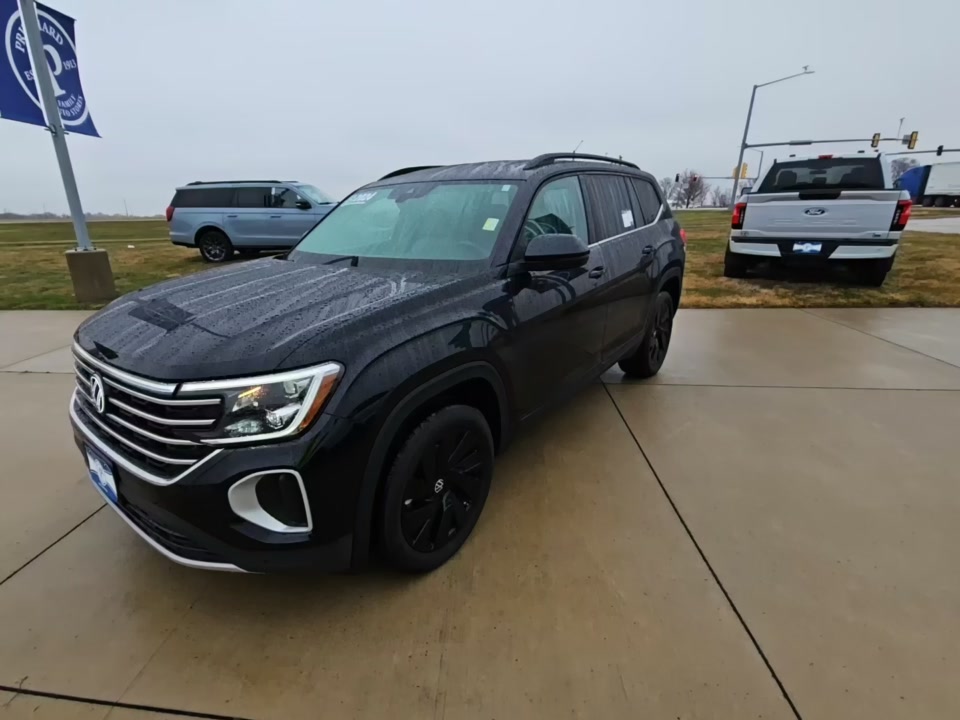 2024 Volkswagen Atlas 2.0T SE AWD
