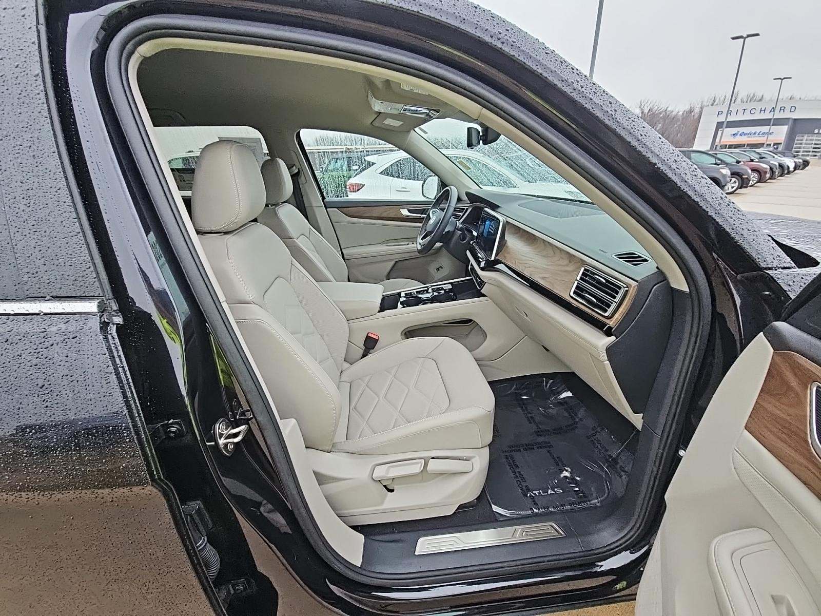 2024 Volkswagen Atlas 2.0T SE AWD