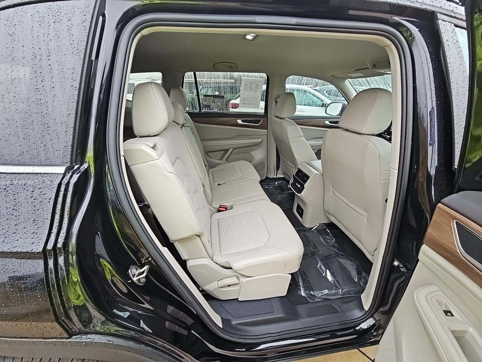 2024 Volkswagen Atlas 2.0T SE AWD