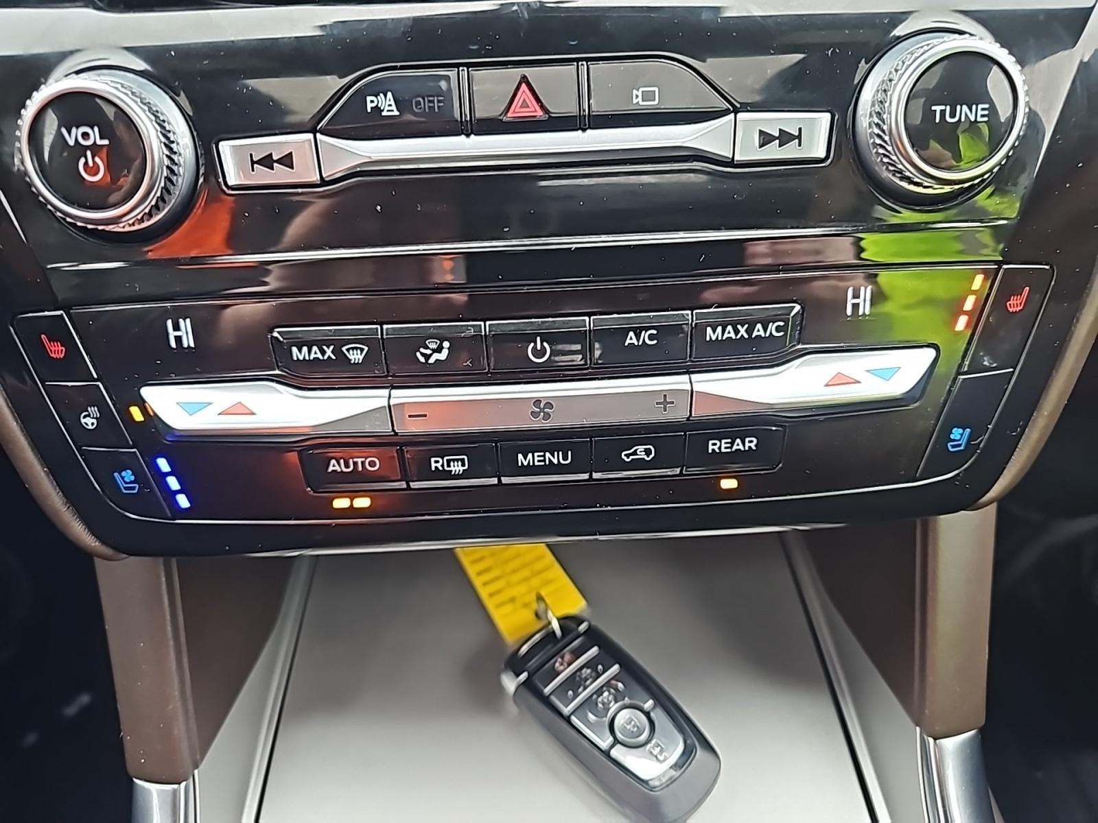 2021 Ford Explorer King Ranch AWD