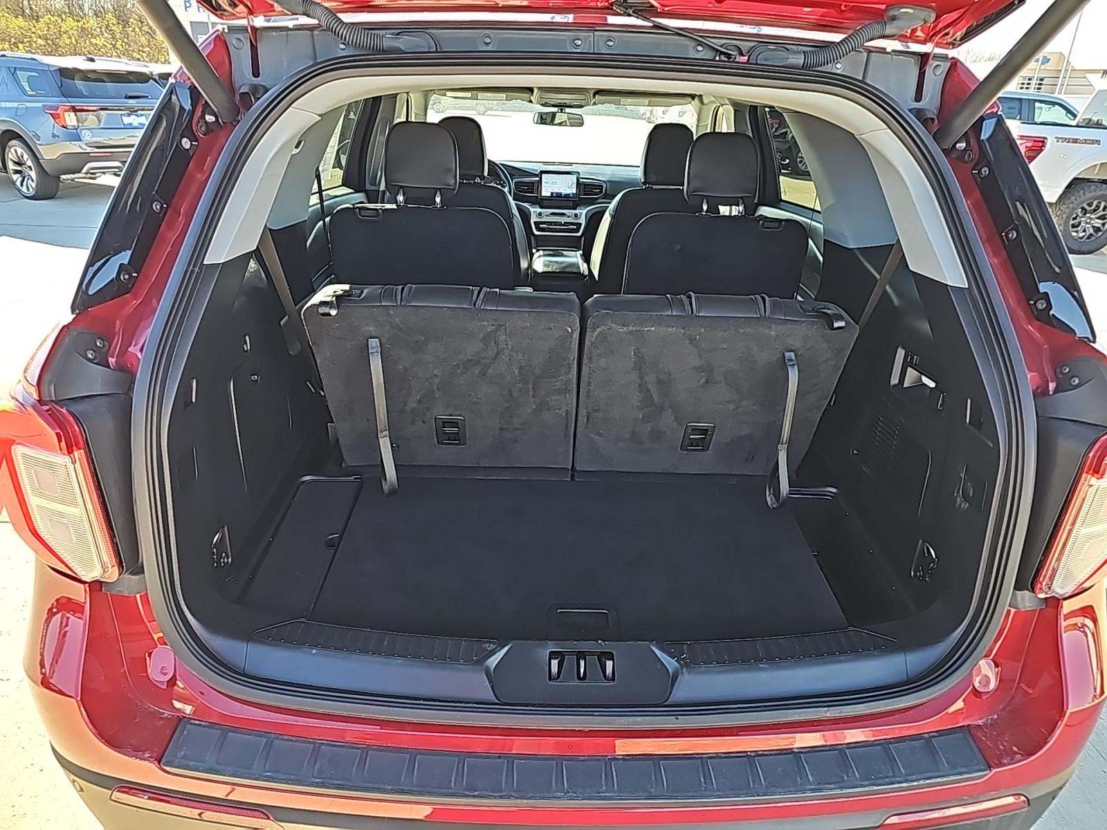 2022 Ford Explorer XLT AWD