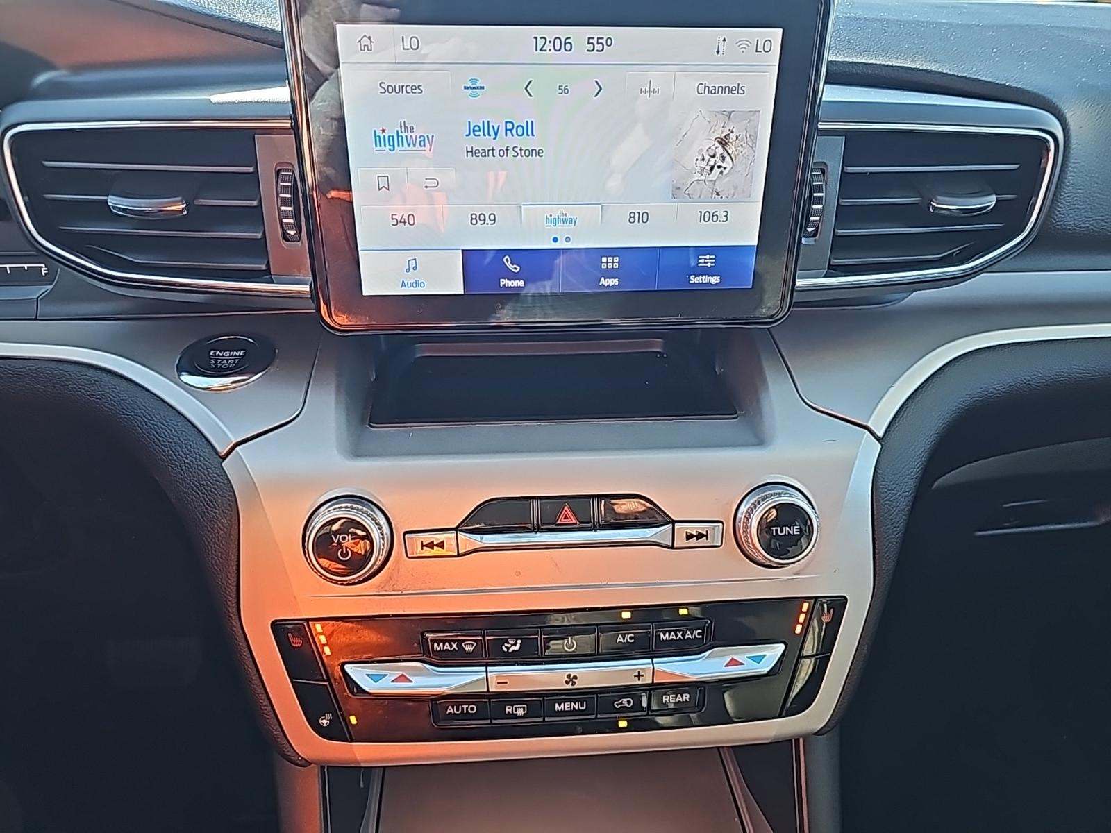 2022 Ford Explorer XLT AWD