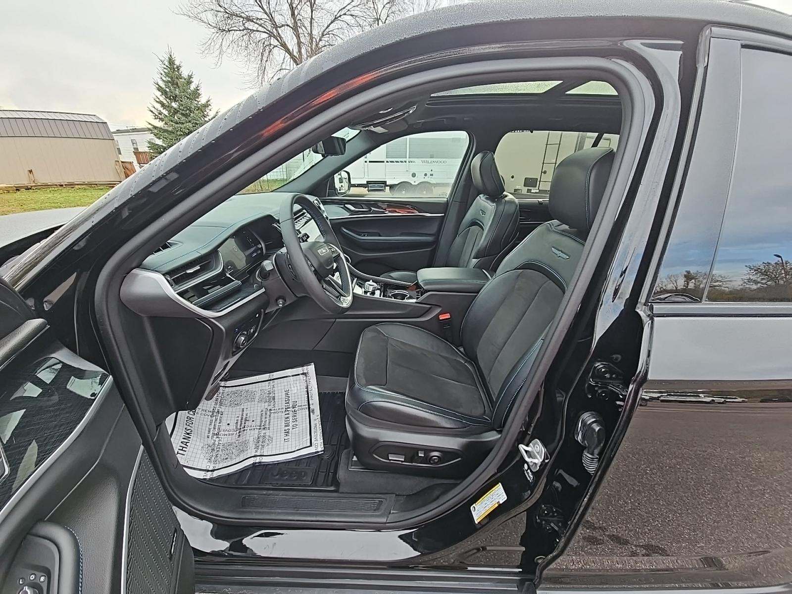 2022 Jeep Grand Cherokee 4xe Trailhawk AWD