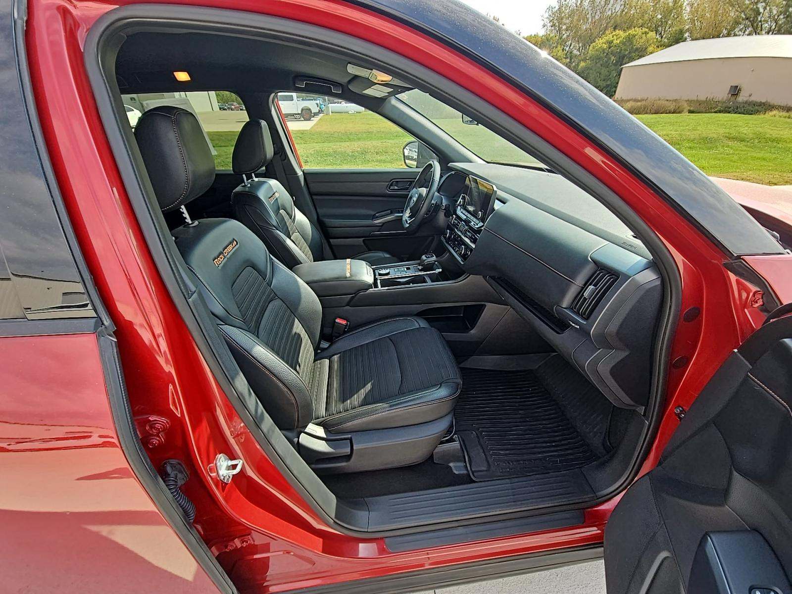 2023 Nissan Pathfinder Rock Creek AWD