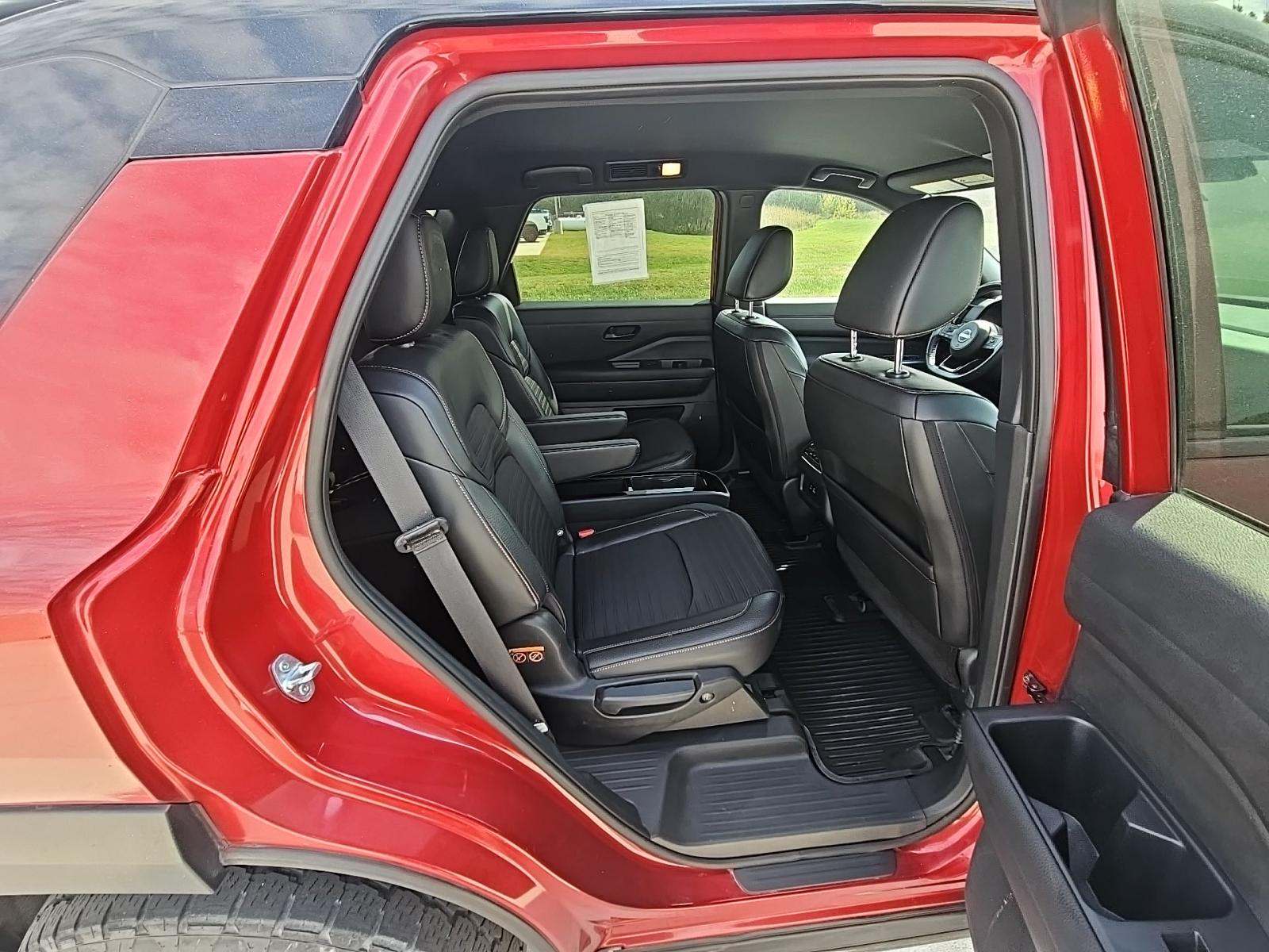 2023 Nissan Pathfinder Rock Creek AWD