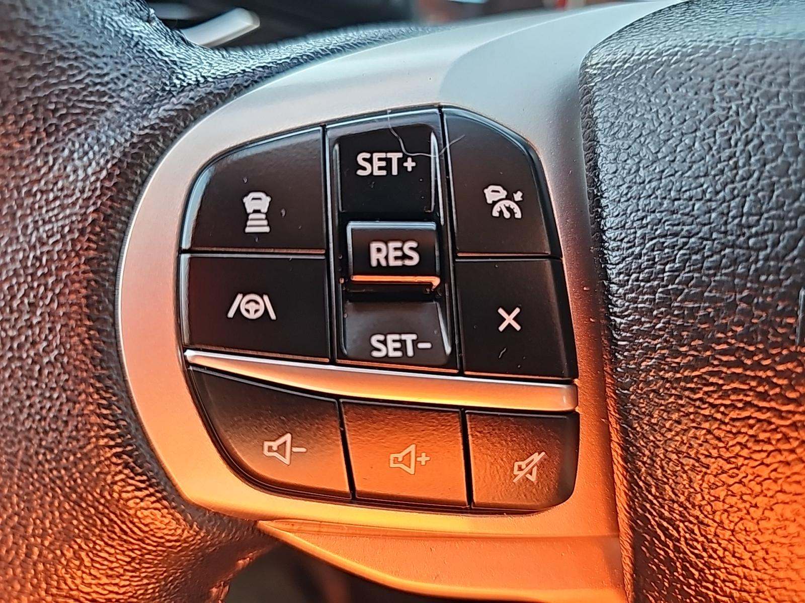 2022 Ford Explorer XLT AWD