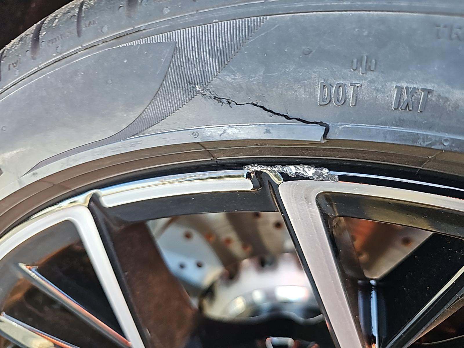 2025 BMW M8 Competition AWD