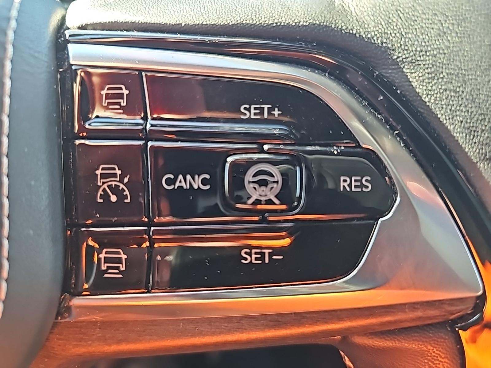 2022 Jeep Grand Cherokee Overland AWD