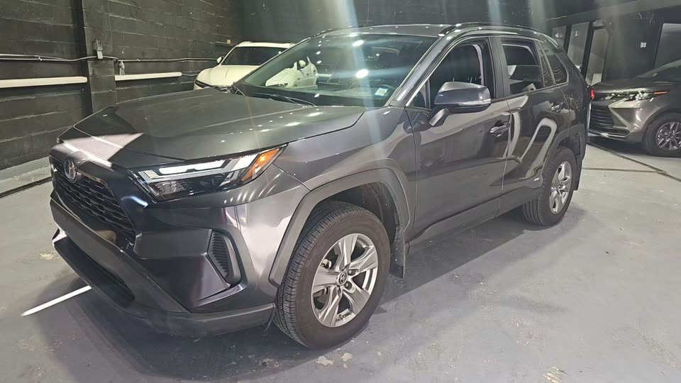 2023 Toyota RAV4 Hybrid LE
