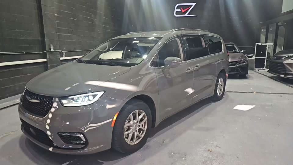 2022 Chrysler Pacifica Touring L 121.6