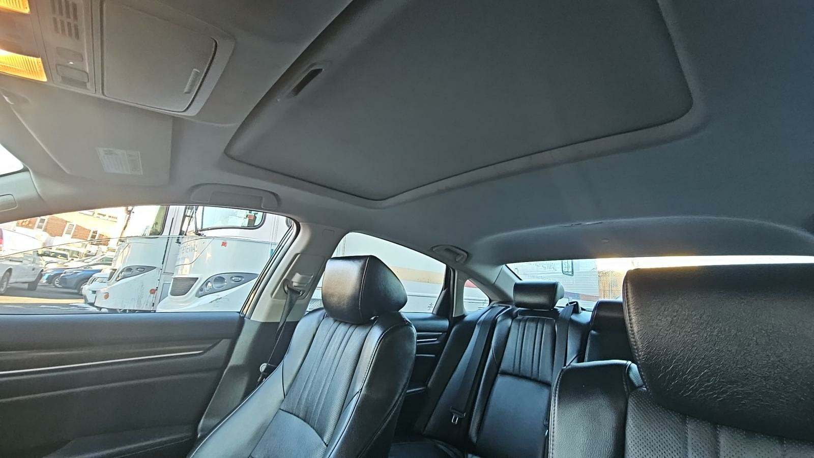 2018 Honda Accord Touring 1.5T FWD