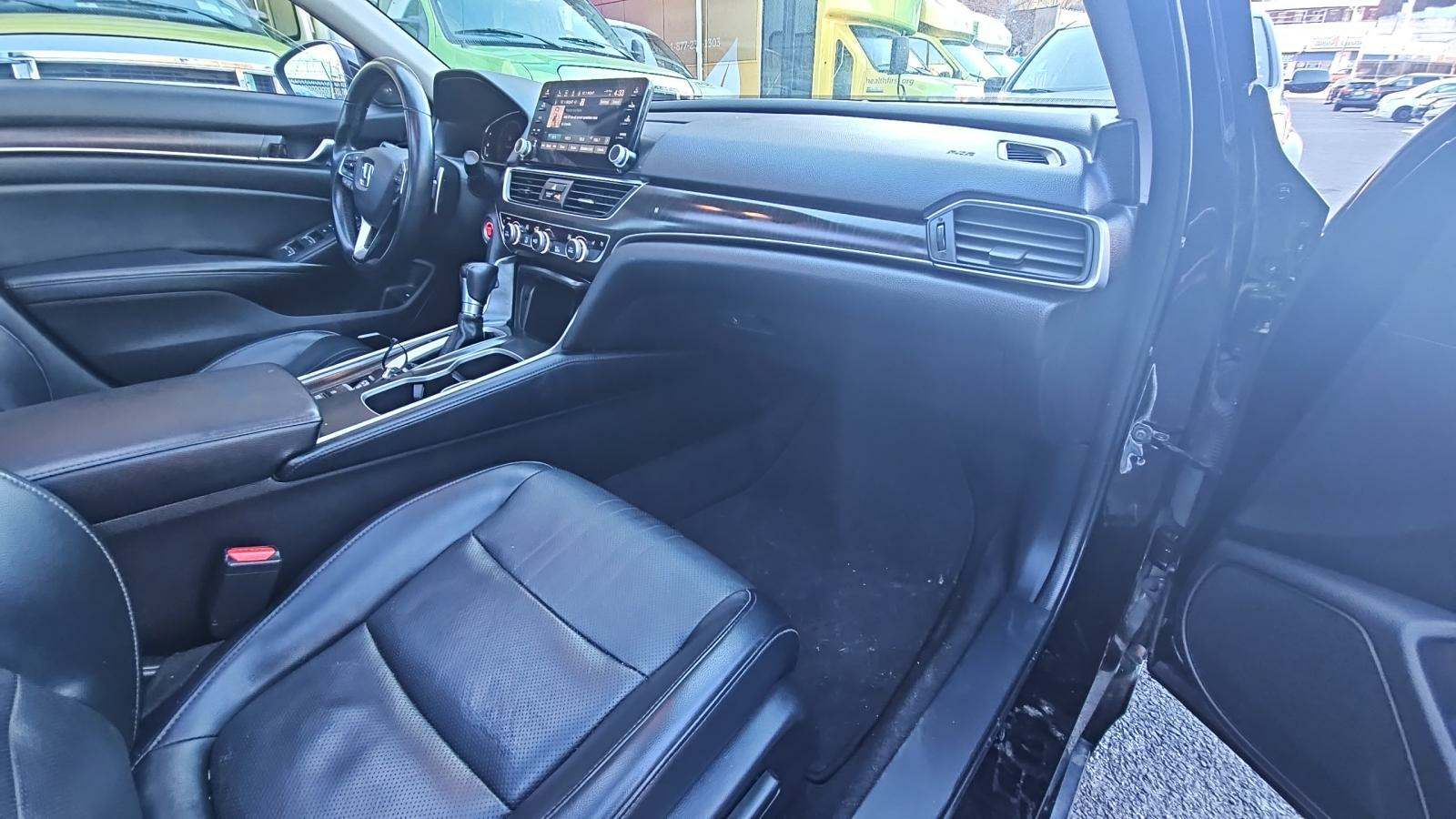 2018 Honda Accord Touring 1.5T FWD