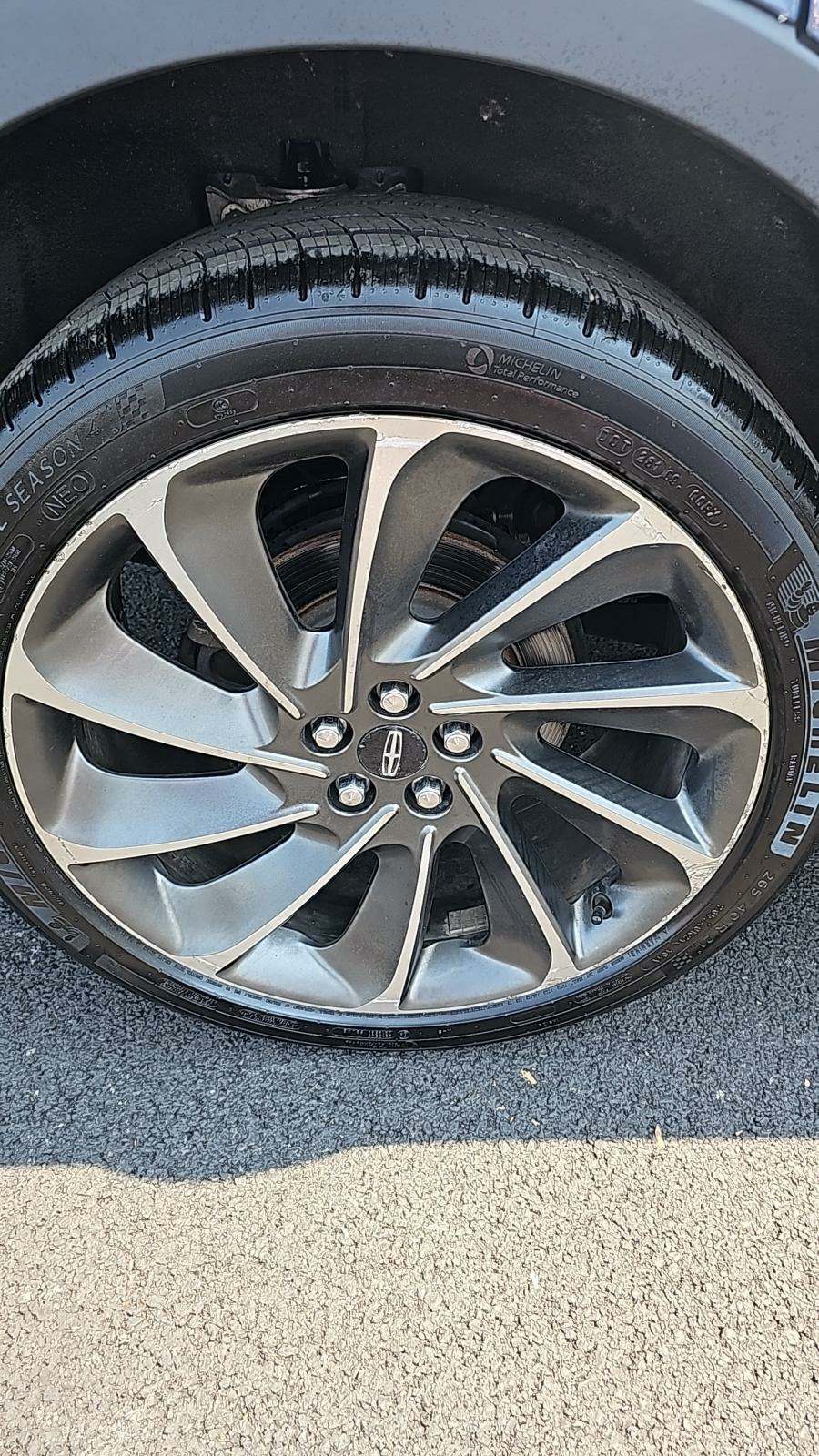 2019 Lincoln Nautilus Reserve AWD