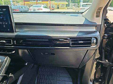 2023 Lincoln Nautilus Reserve FWD