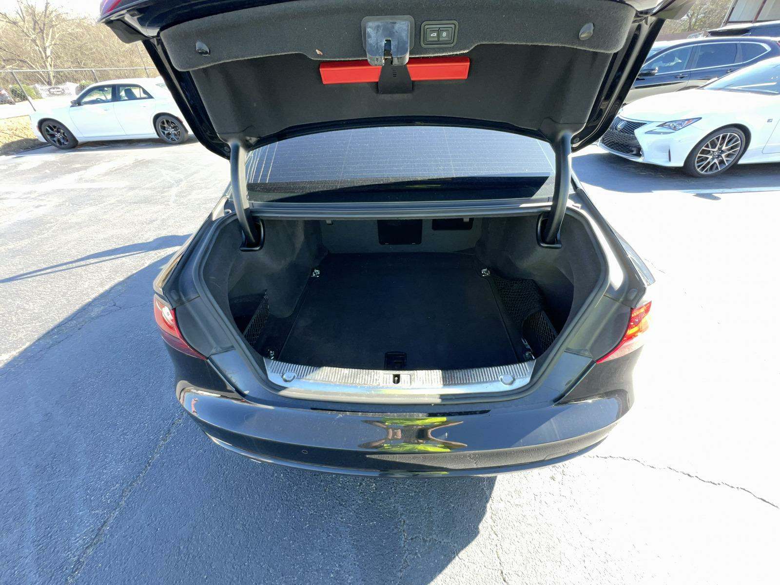 2017 Audi S8 4D SEDAN AWD