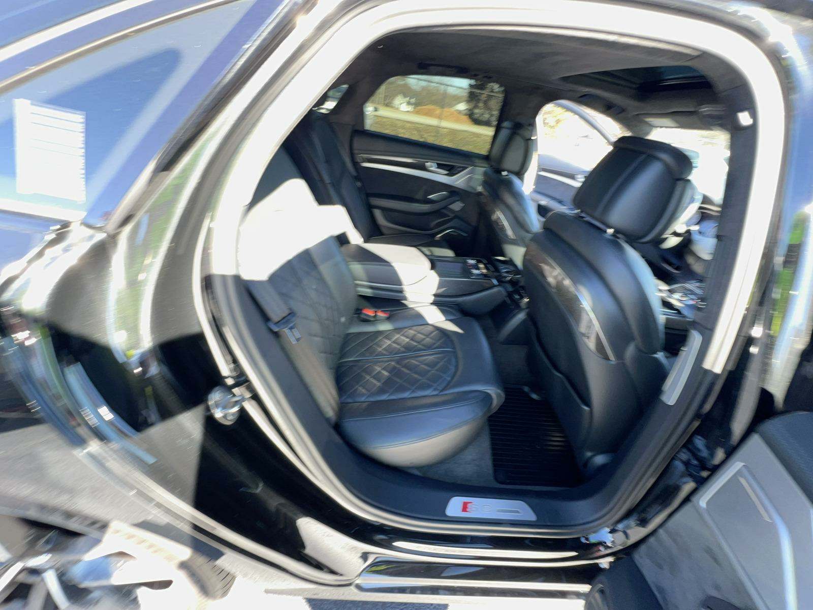 2017 Audi S8 4D SEDAN AWD