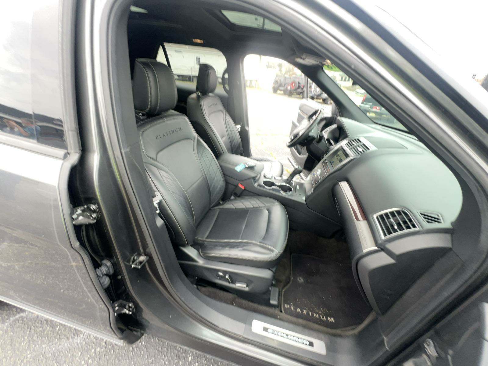 2018 Ford Explorer Platinum AWD