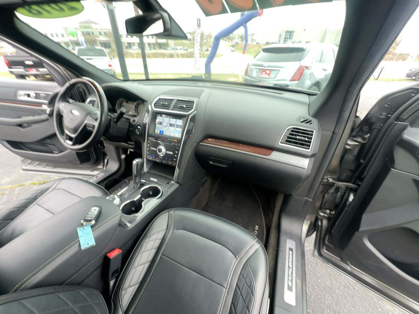 2018 Ford Explorer Platinum AWD