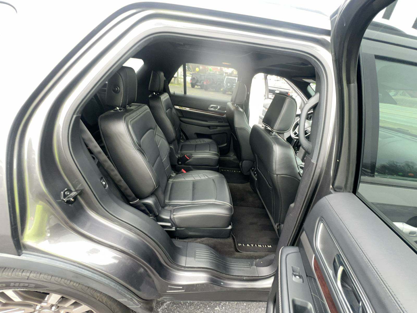 2018 Ford Explorer Platinum AWD