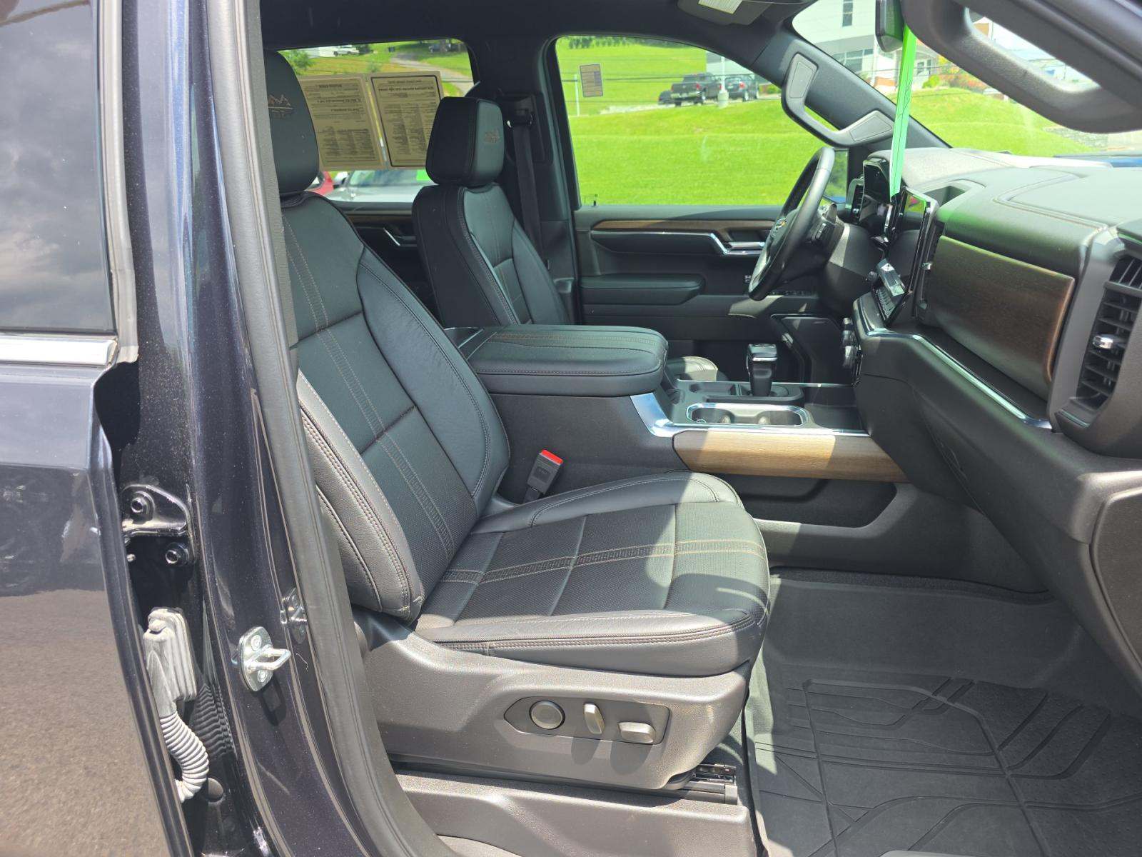 2024 Chevrolet Silverado 1500 High Country AWD