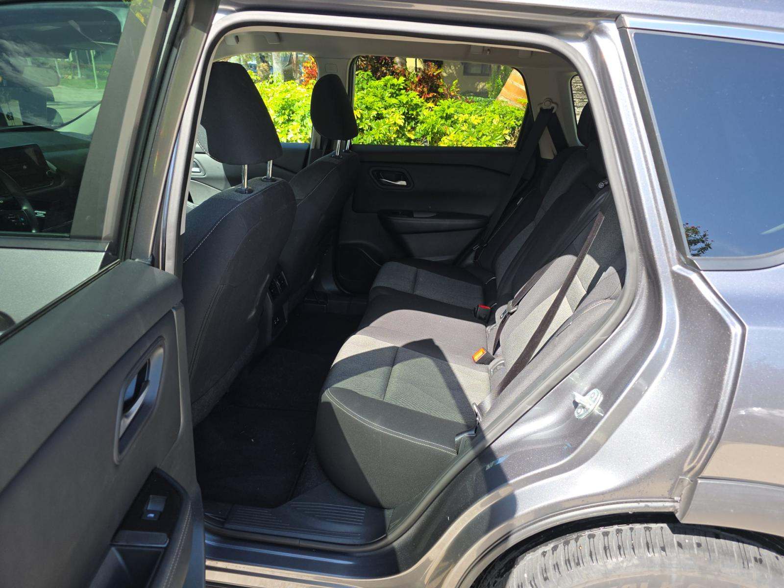 2024 Nissan Rogue SV FWD