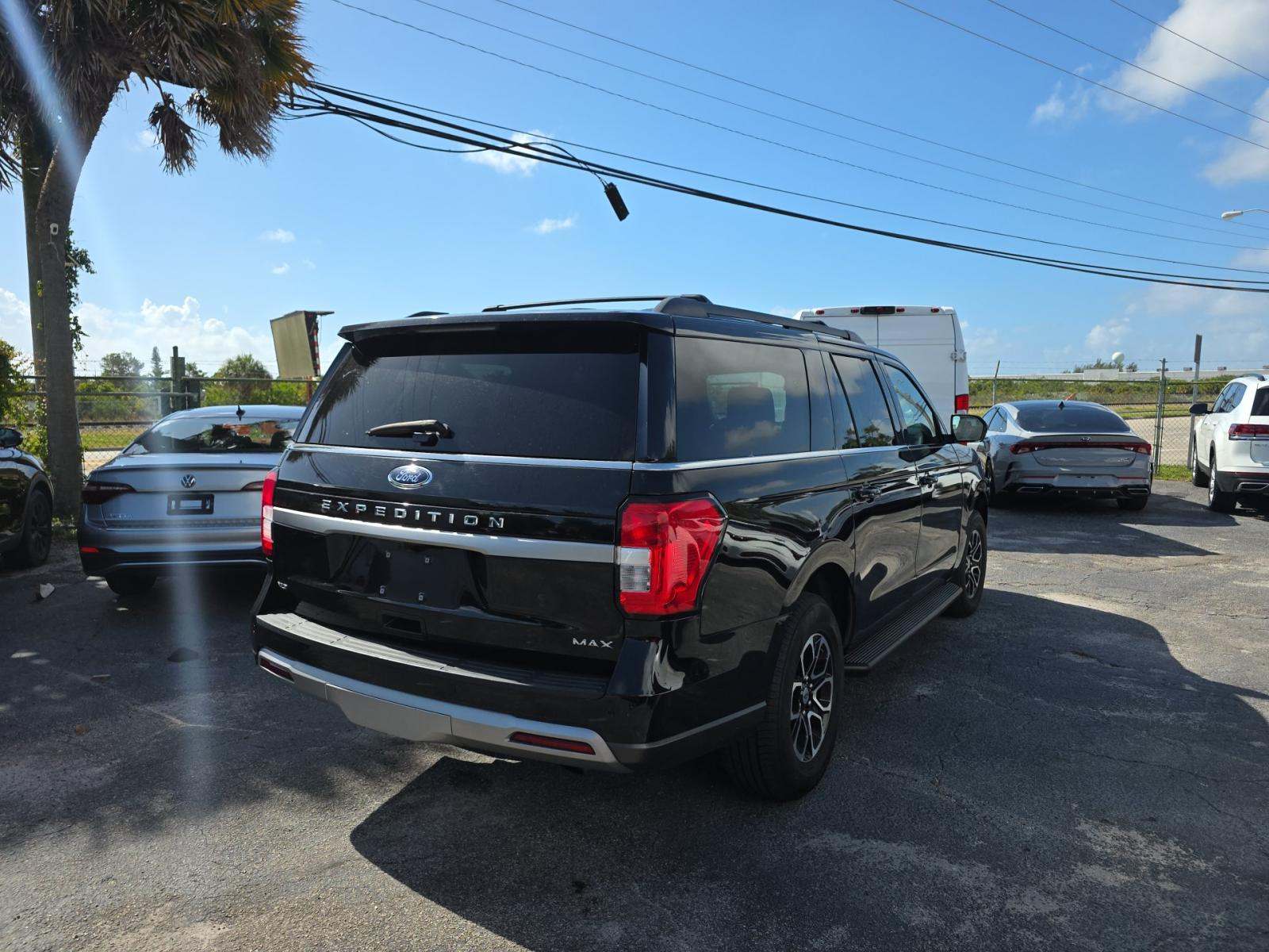 FORD EXPEDITION MAX - 3