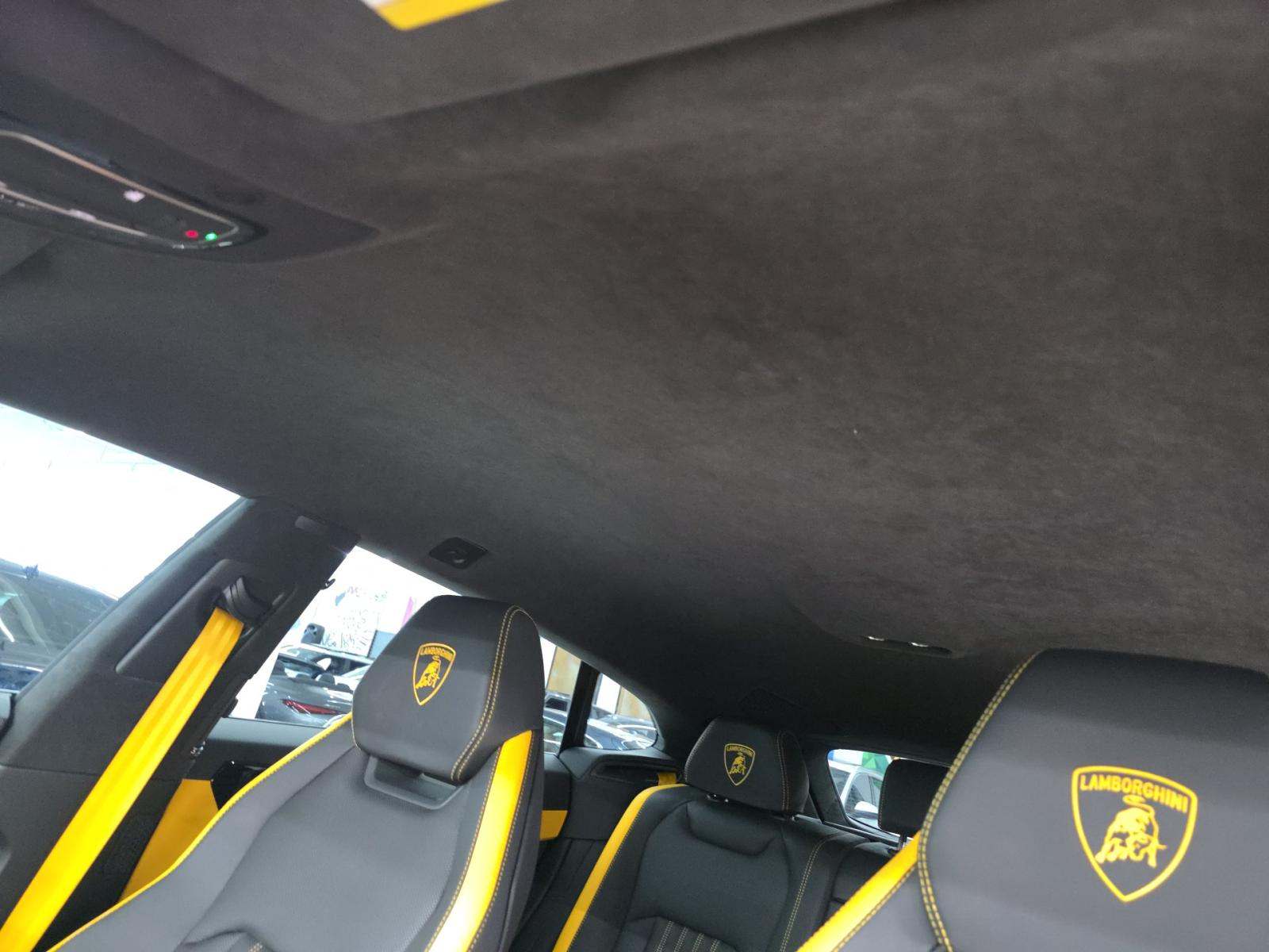 2025 Lamborghini Urus Plug-In Hybrid SE AWD