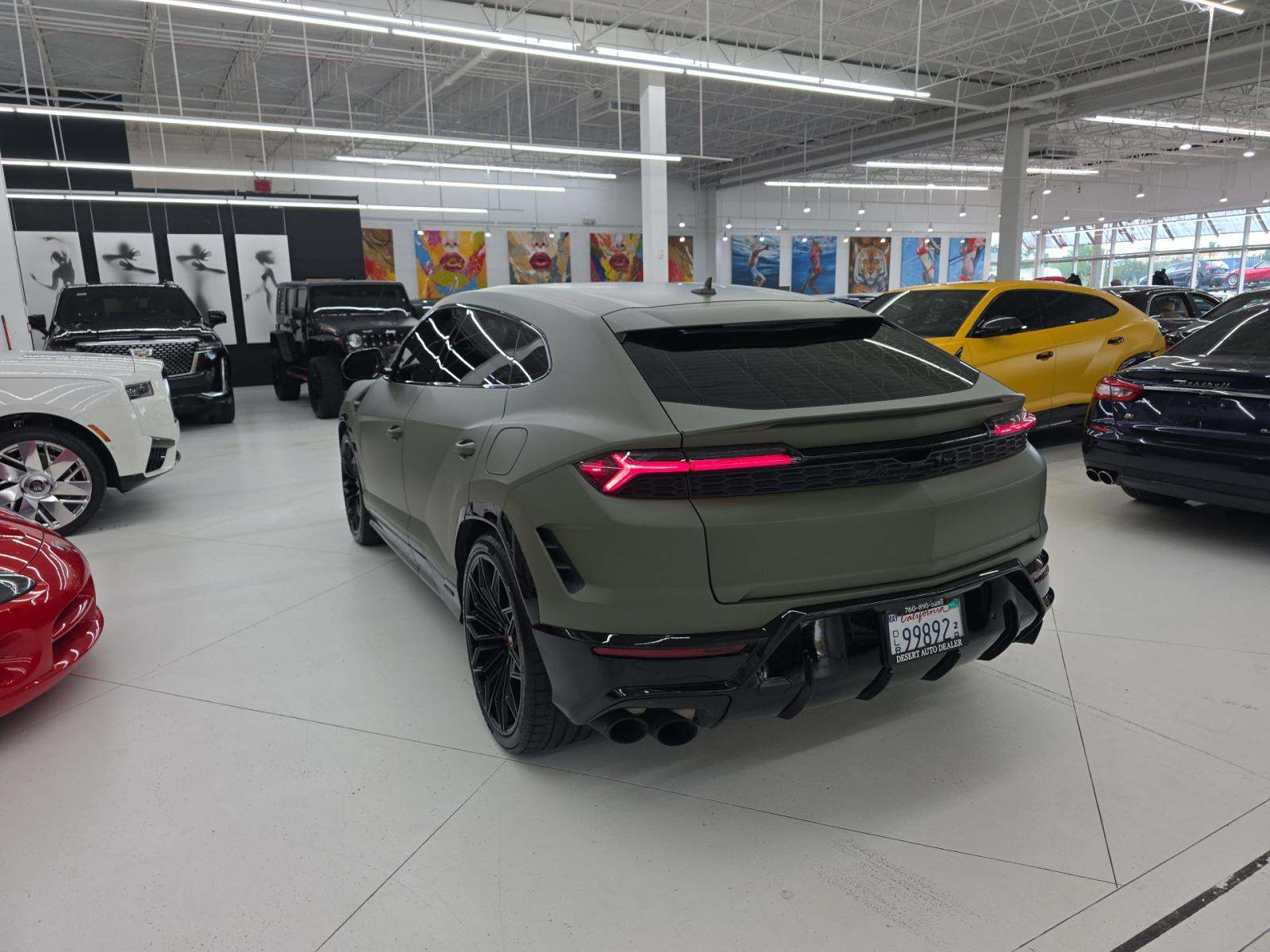 2025 Lamborghini Urus Plug-In Hybrid SE AWD