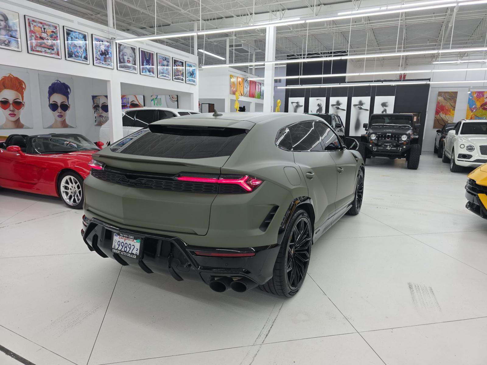 2025 Lamborghini Urus Plug-In Hybrid SE AWD